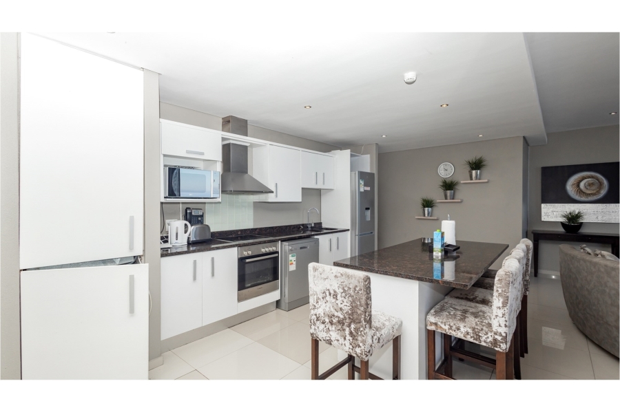 2 Bedroom Property for Sale in Bloubergstrand Western Cape